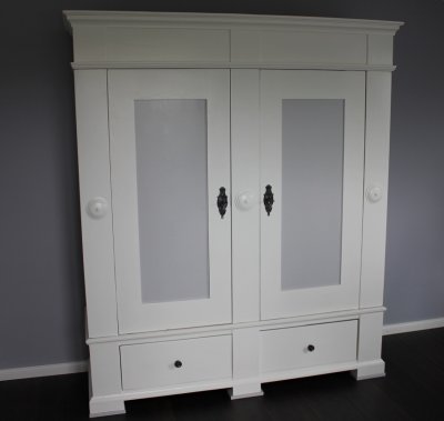 Biedermeierschrank